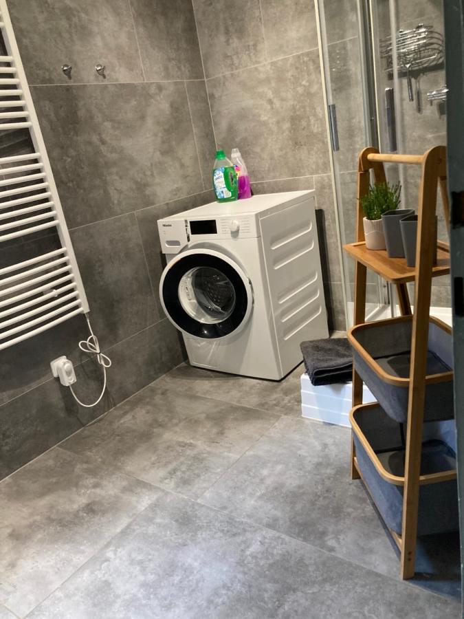 Hopfgarten in DefereggenHaus Waldblickアパートメント エクステリア 写真
